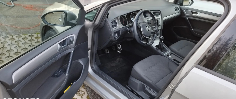 Volkswagen Golf cena 45000 przebieg: 120000, rok produkcji 2014 z Gdynia małe 301